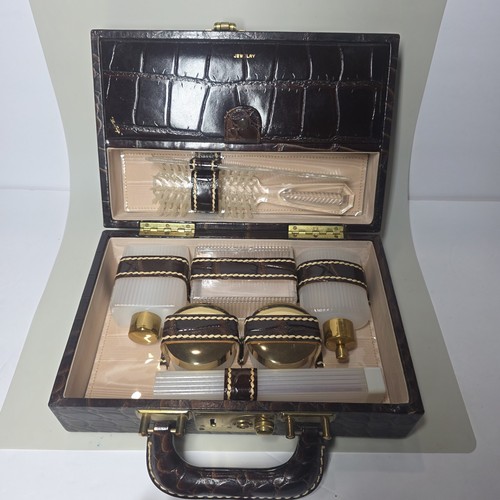 New vintage vanity train case - new,