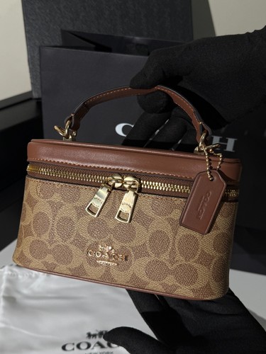 Coach rowan vanity case - vanity, in